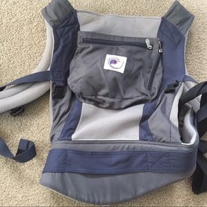 Ergo Baby Carrier with Infant Insert